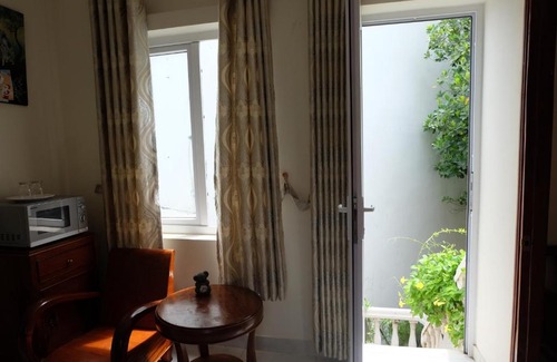 Phuoc Long House | Moon house tropical garden - Lavender