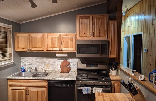 Lewiston House | Moon Lake Waterfront Getaway