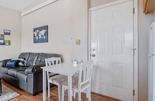 Colonial Pine Hills House | Moon Meadows · ★Unique Barn Stay Close to The Hill's ★
