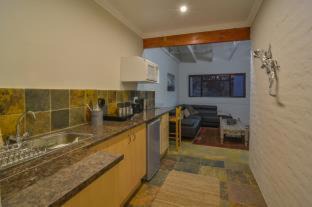 Greater Johannesburg Metropolitan Area Ski Chalet | Moonflower Cottages