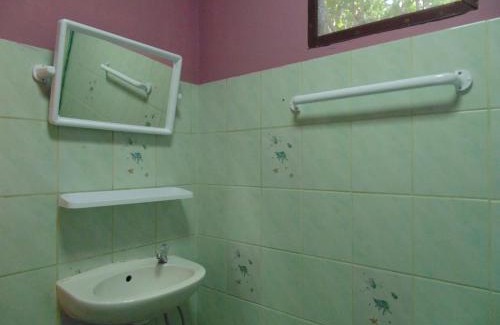 Mae Nam Hotel | Moonhut Bungalows