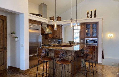 Big Sky House | MOONLIGHT BASIN, BIG SKY MONTANA - RUSTIC TIMBERS MOUNTAIN RETREAT SKI IN/OUT