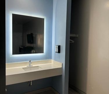 South Redondo Hotel | Moonlite Inn