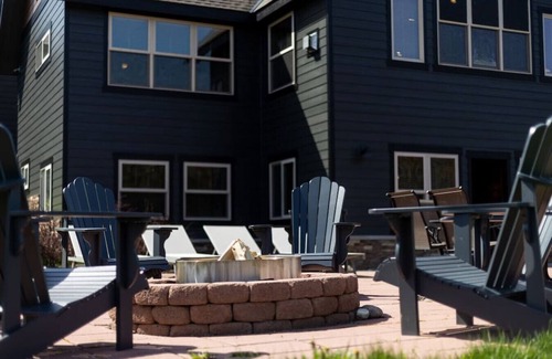 Leavenworth Cabin | Moonrise Mountain Lodge *Hot Tub* Pets *12ppl*