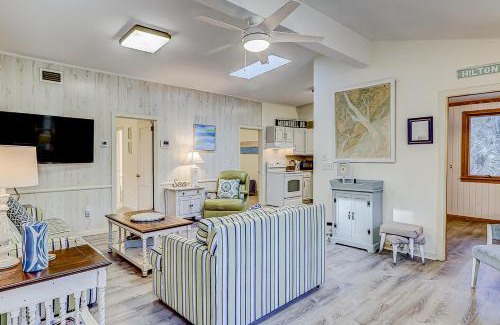 Folly Field House | Moonshell 3