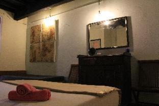 Downtown George Town Hotel | MoonTree47