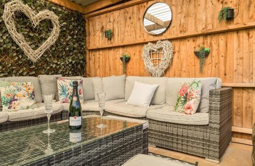 Poulton-le-Fylde House | Moor End Manor