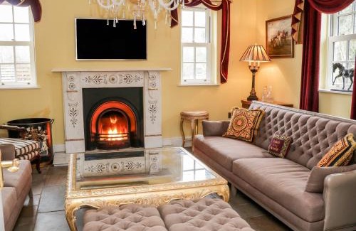 Poulton-le-Fylde House | Moor End Manor