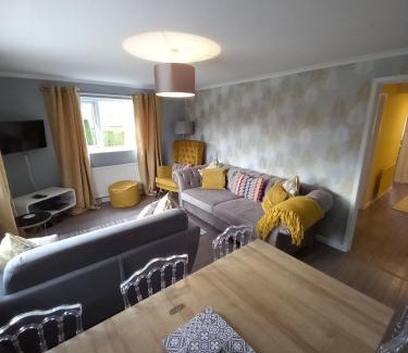Bourton Apartment | Moore Apartment