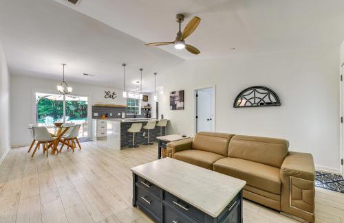 Mooresville House | Mooresville Retreat with Patio, 1 Mi to Lake Norman!