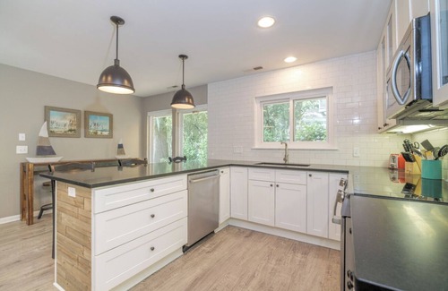 Palmetto Dunes Cottage | Mooring Buoy 187