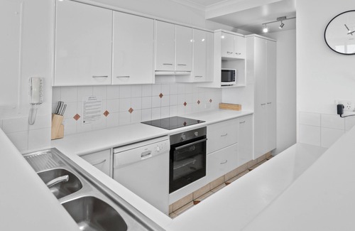 Surfers Paradise Apartment | Moorings On Cavill