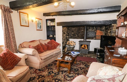 Ash Mill House | MOORTOWN COTTAGE, pet friendly, with open fire in Rackenford