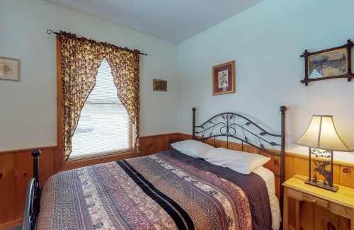 Greenville House | Moose Dance + Loon Song