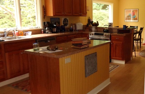 Farmington House | Moose Lodge At Clatter Ridge Farm
