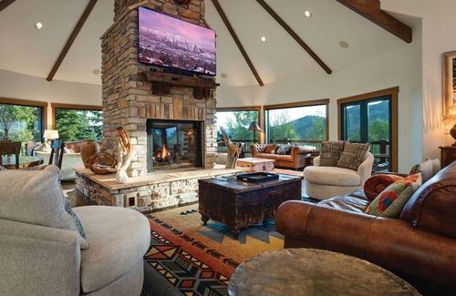 Steamboat Springs Ski Chalet | Moose Meadows Lodge: Huge Views, billiard room, massive great room, theater room