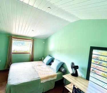 Afareaitu House | MOOZ LODGE, the local discovery