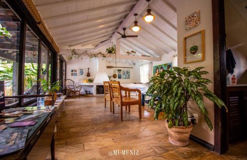Praia Rasa House | Morada do Sol Guest House