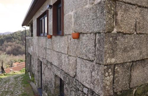 Rio Caldo House | Moradia do Kiko
