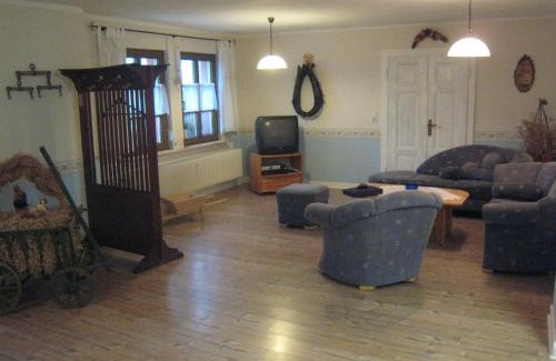 Morscheid-Riedenburg House | Morbach Hillside Mansion