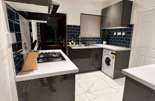 Walsall House | Morden Peace Luxury - Service Accommodation