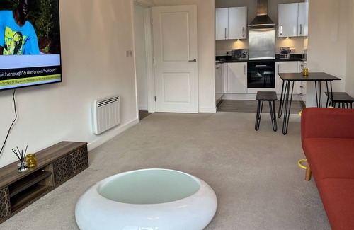 Erith Apartment | Mordern Retro 2 bedroom Apartment