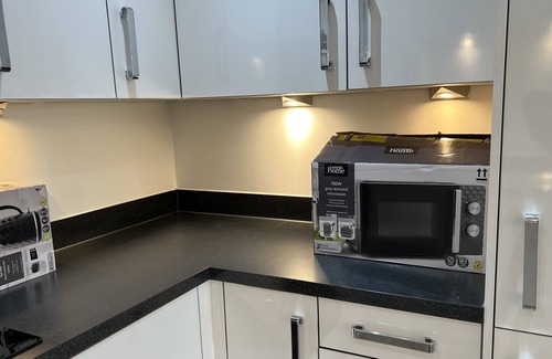 Erith Apartment | Mordern Retro 2 bedroom Apartment