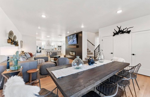 Park City House | Mordern up scale town home 13 minutes from down town Park City.