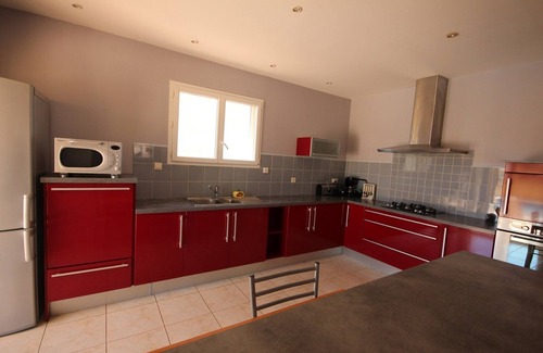 Portiragnes House | Mordern Villa with privat pool, for 8 Persons, 4 Bedrooms, 170sqm, at 3km from the beach of.