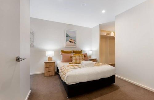 Richmond North Apartment | More Style than Garfield 00156