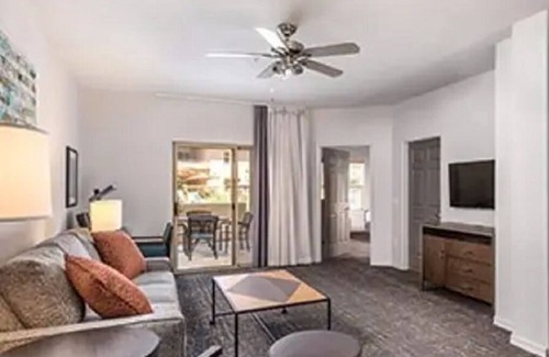 South Scottsdale Resort | More to do and see than you have time for !