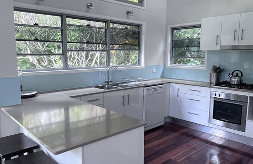 Brisbane Waterfront House | Moreton Escape - Kooringal, Moreton Island
