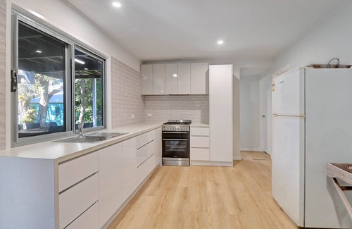 Brisbane House | Moreton Magic @ Cowan Cowan