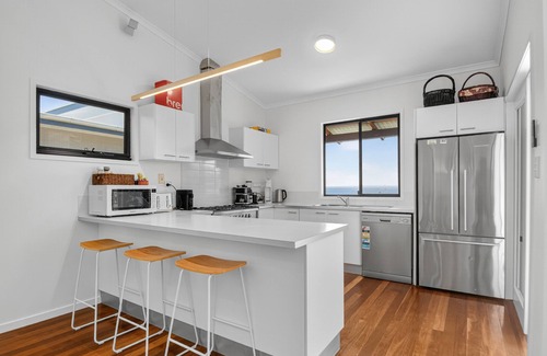 Brisbane Waterfront House | Moreton View @ Tangalooma