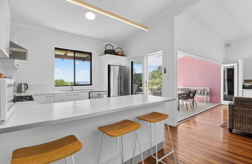 Brisbane Waterfront House | Moreton View @ Tangalooma