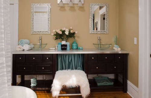 Shelby Bed & Breakfast | Morgan and Wells B&B