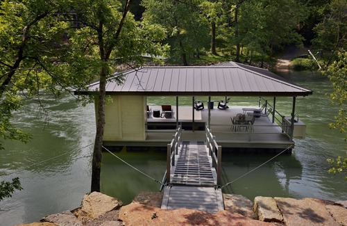 Heber Springs Cabin | Morgan's at the Little Red - Double Queen Cabin 2