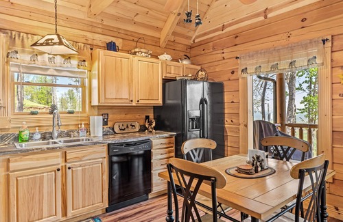 Morganton Cabin | Morganton Mountain Retreat w/Hot Tub