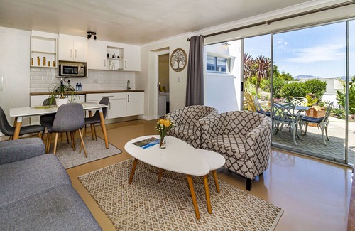 Somerset West House | Morgen Guest House