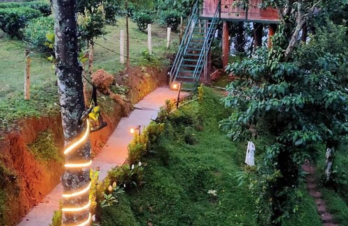 Pirmed House | Morley's Place Thekkady By Lexstays