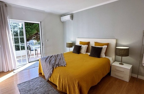 Cobre Bed & Breakfast | Moro's Friends House