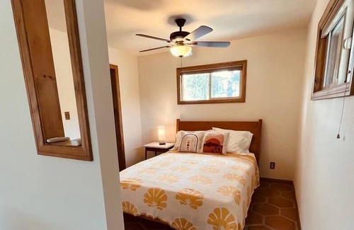 Morongo Valley House | Morongo Casita I Couples Retreat I POOL I Views I Acreage