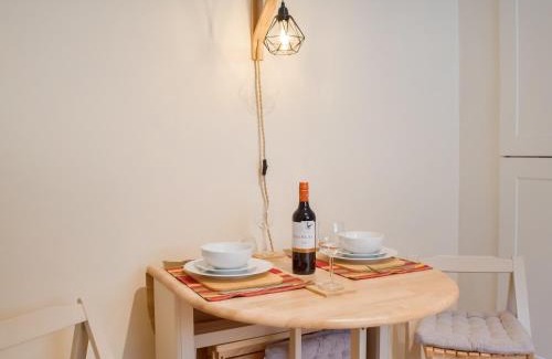 Porthcawl House | Morwood Cottage