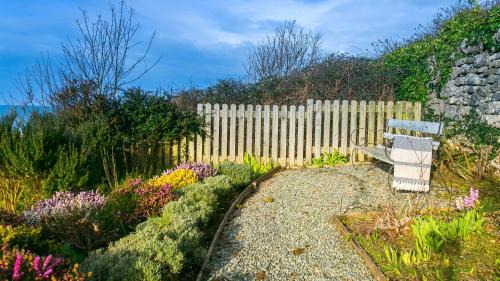 Moelfre House | Moryn