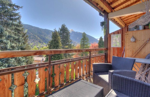 Morzine Apartment | Morzine 1000 One bedroom apartment + 1 cabin with bunk beds