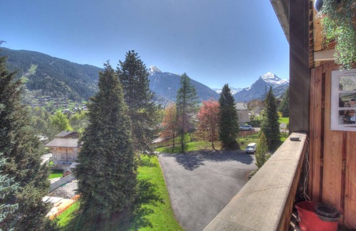Morzine Apartment | Morzine 1000 One bedroom apartment + 1 cabin with bunk beds