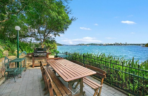 Mosman Apartment | Mosman- RAG05 - Raglan Street - Waterfront 2BR Apartment with Stunning Harbour Views Balcony Near Mosman Ferry