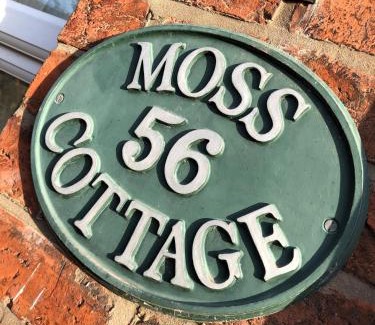 Nantwich House | Moss Cottage