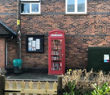 Nantwich House | Moss Cottage