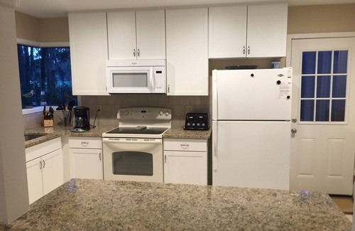 Moss Creek House | Moss Creek updated 3 bed 2 bath pet friendly house on golf course.